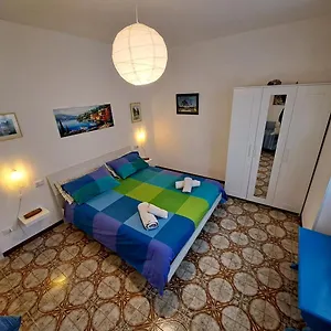 Apartament House Olivedo, Varenna