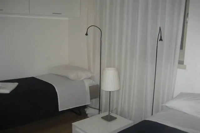 Punta Del Sole Apartment Varenna Italy